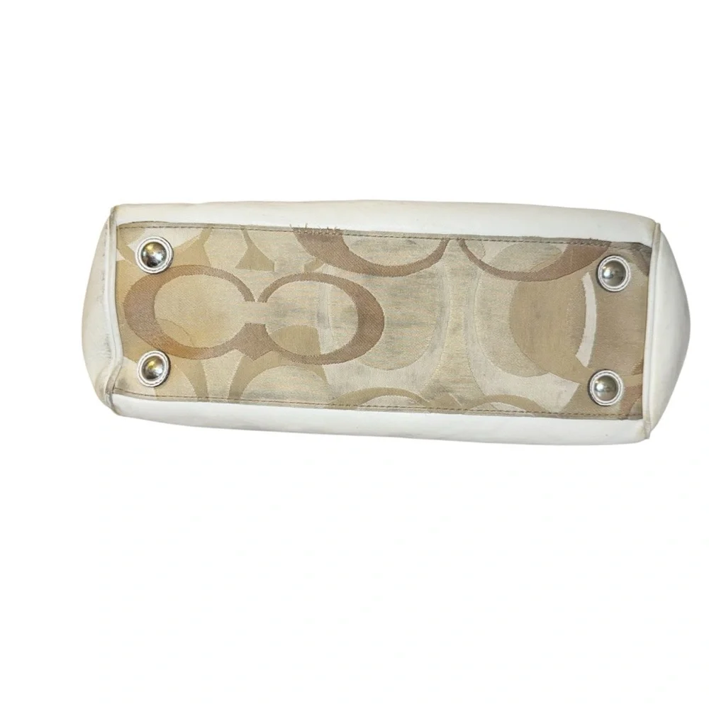 Coach signature hamptons