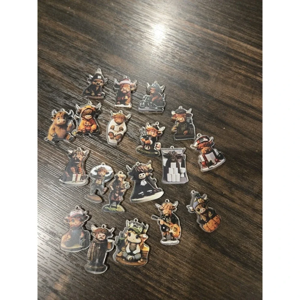 Highland Cow Charms Necklace Bracelts Lot Of 19
