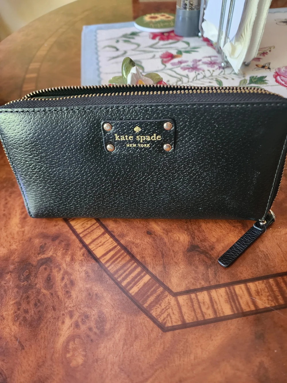 kate spade ✨️treat yourself