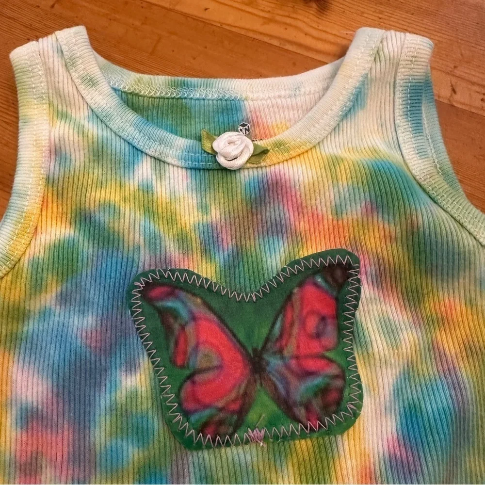 NWOT Old Navy Ribbed Tank Tank with butterfly 6-12 months