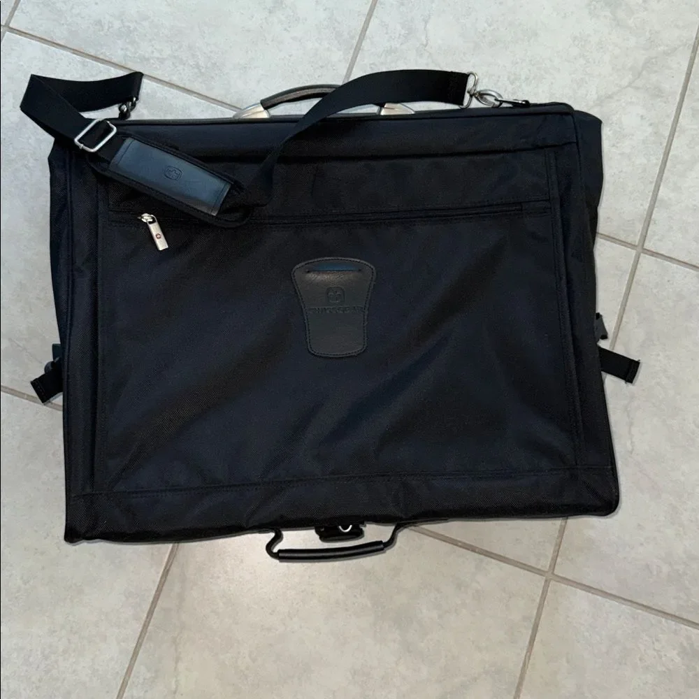 SwissGear stylish versatile
