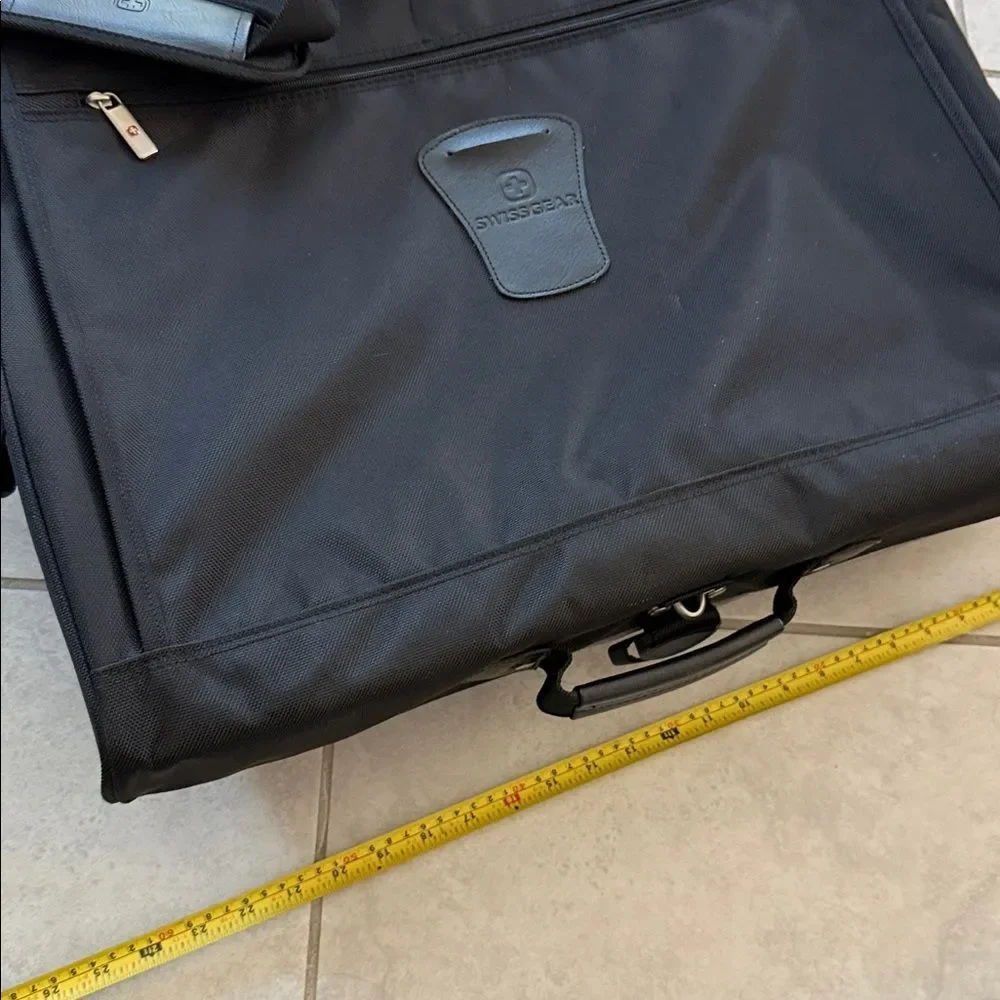 SwissGear stylish versatile
