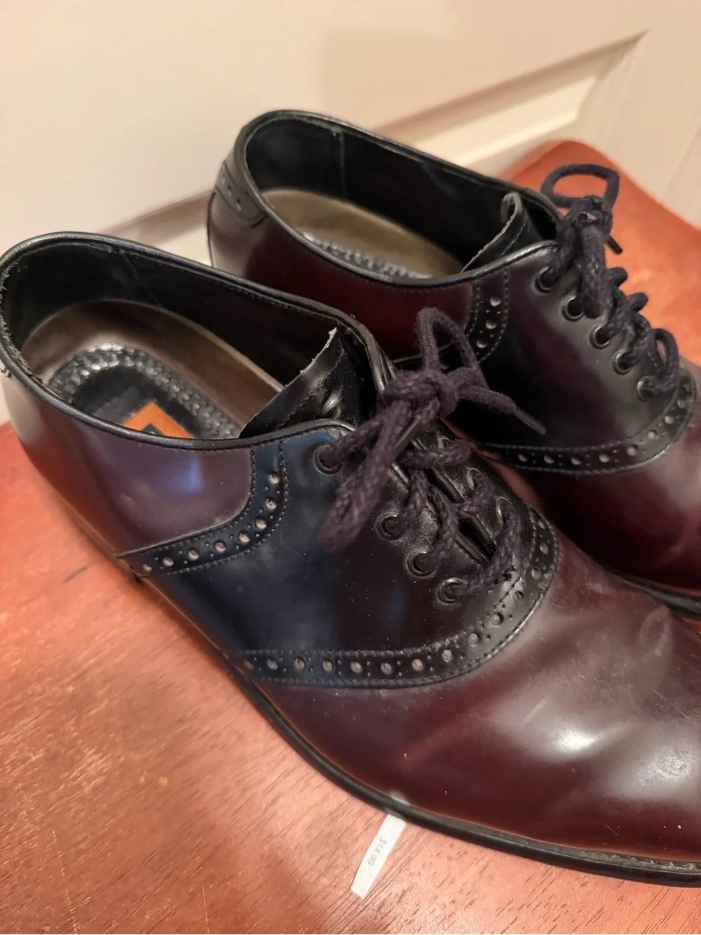 Florsheim Genuine Leather Two-Tone Mens Burgundy and Black Hard shoes
