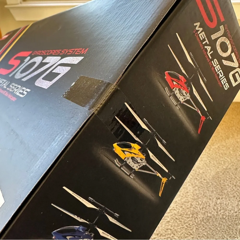 Syma s107g helicopter has