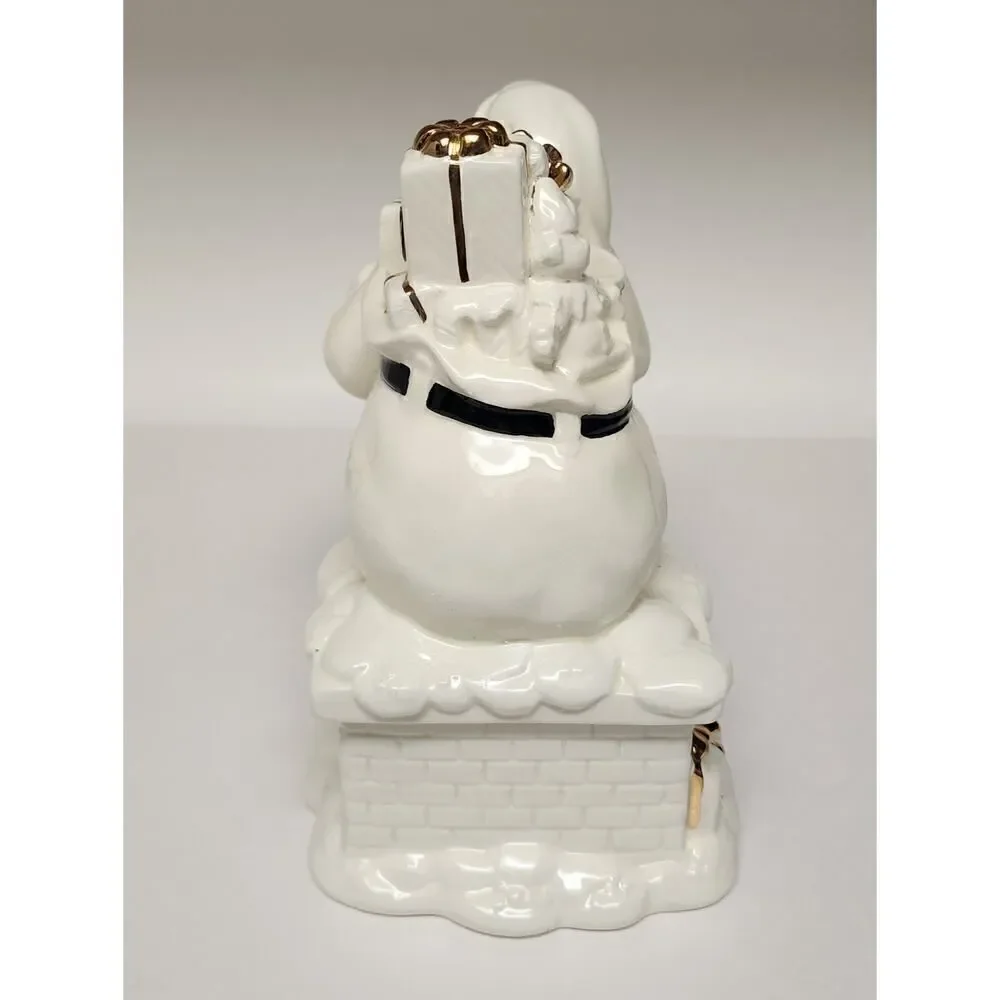 Home For The Holiday Porcelain Egg-Shaped Musical Box Revolving Nativity/Santa