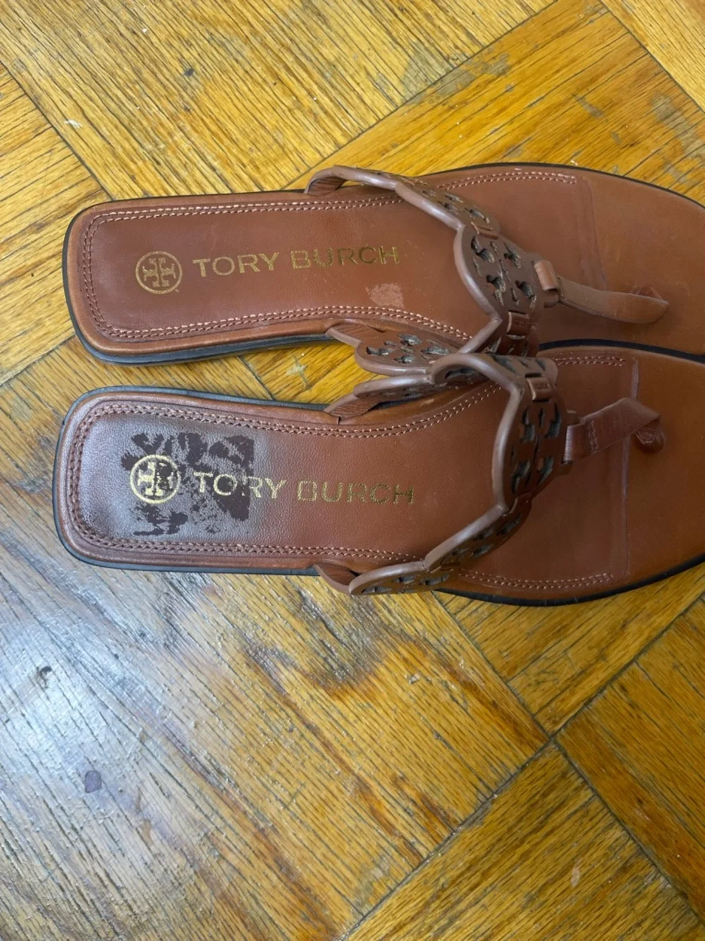 Tory Burch comment questions below
