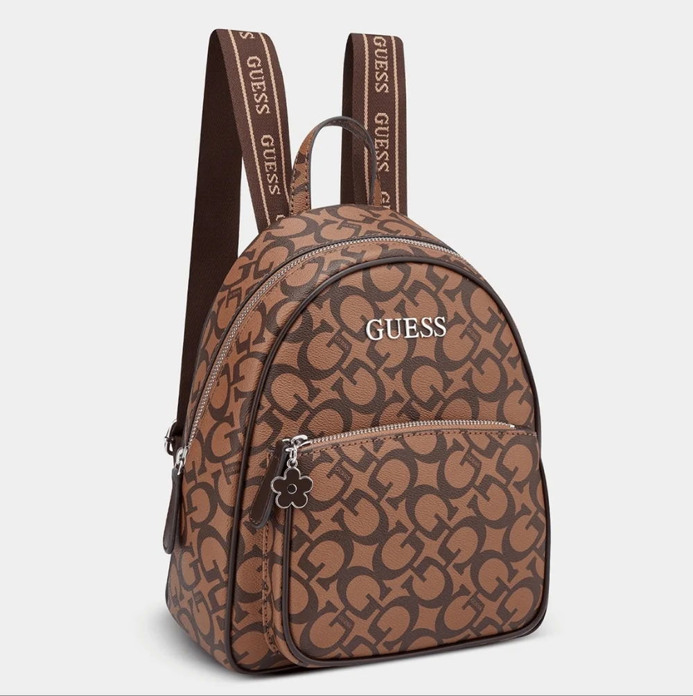 Guess hardware 11w signature