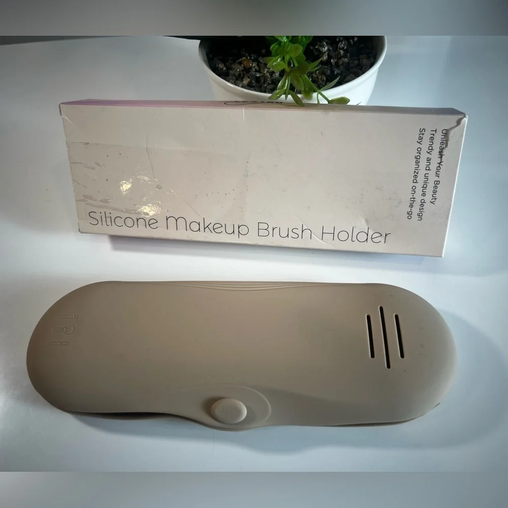 TRAVEL MAKE-UP BRUSH ORGANIZER Silicone Makeup Brush Holder