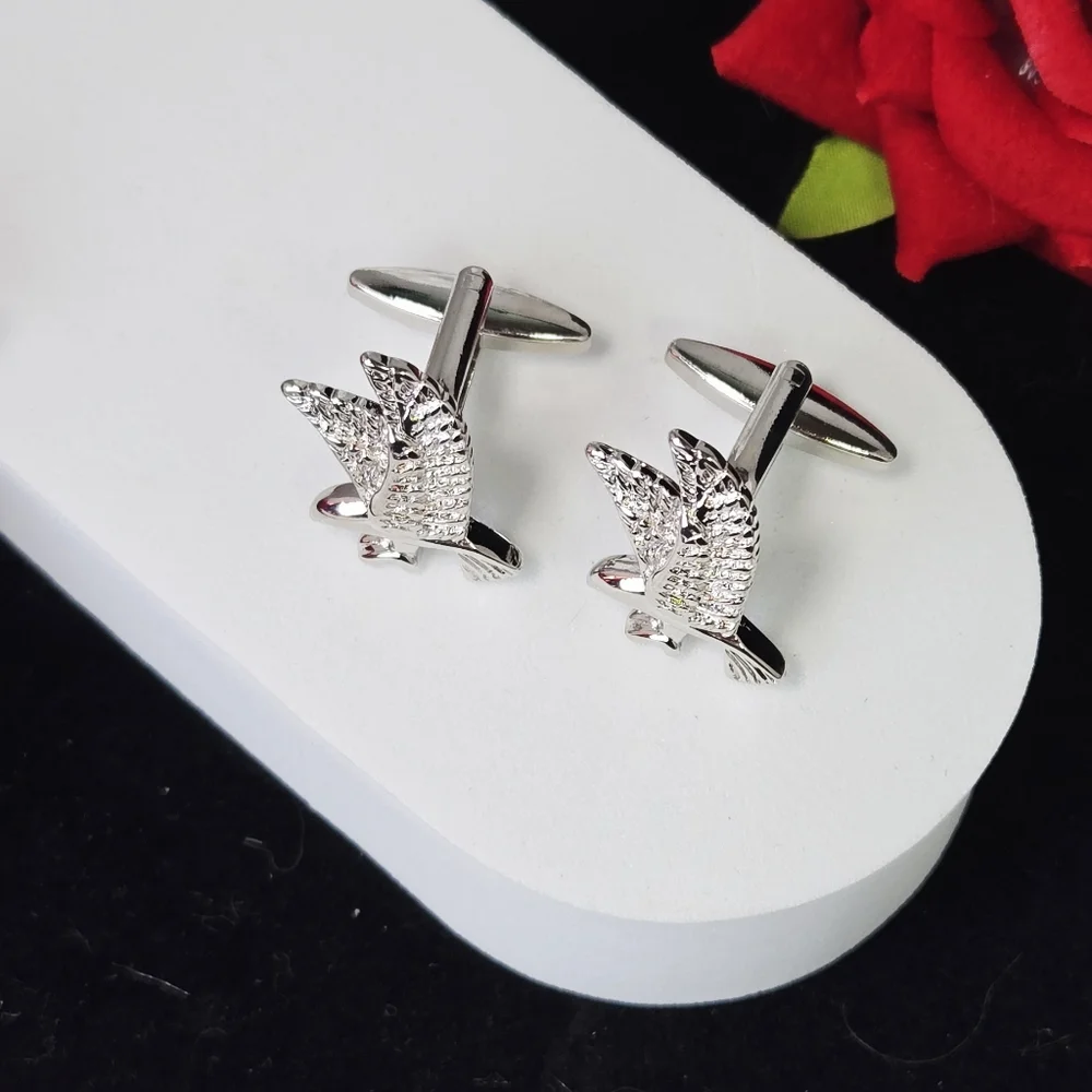 Silver Flying Eagle Cufflinks Wings Spread Patriotic Formal Americana Accessory
