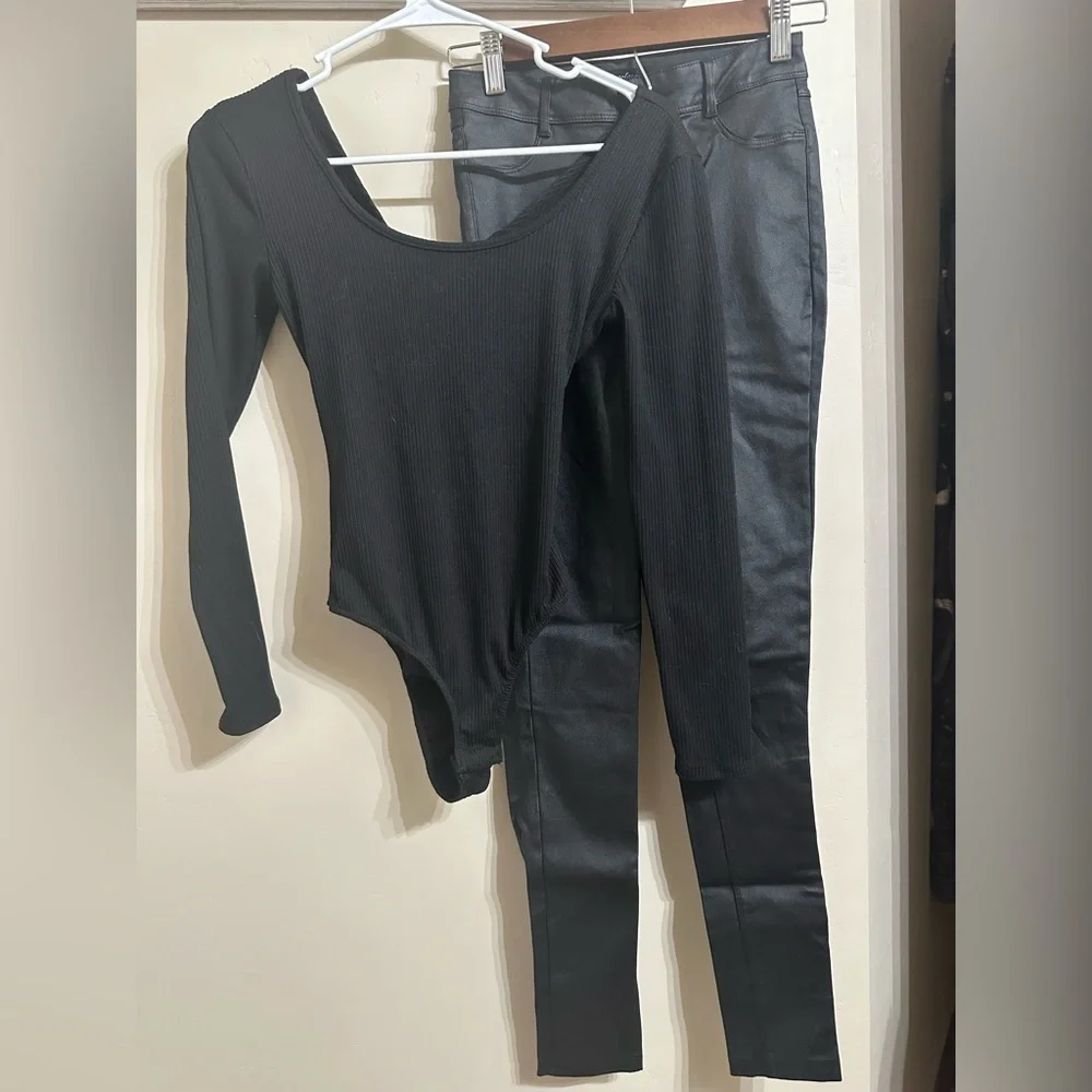 Women's Faux Leather Skinny Pants & Open Back Bodysuit - S