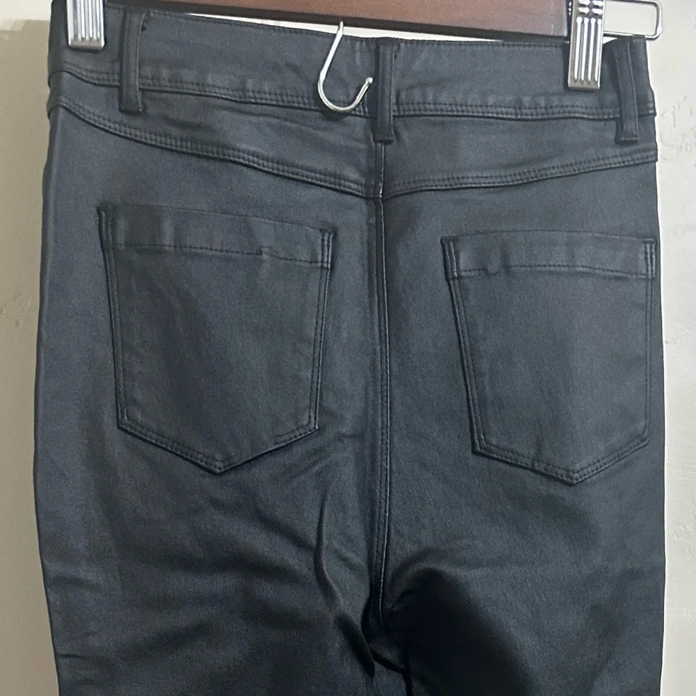 Chocolate inseam 27”