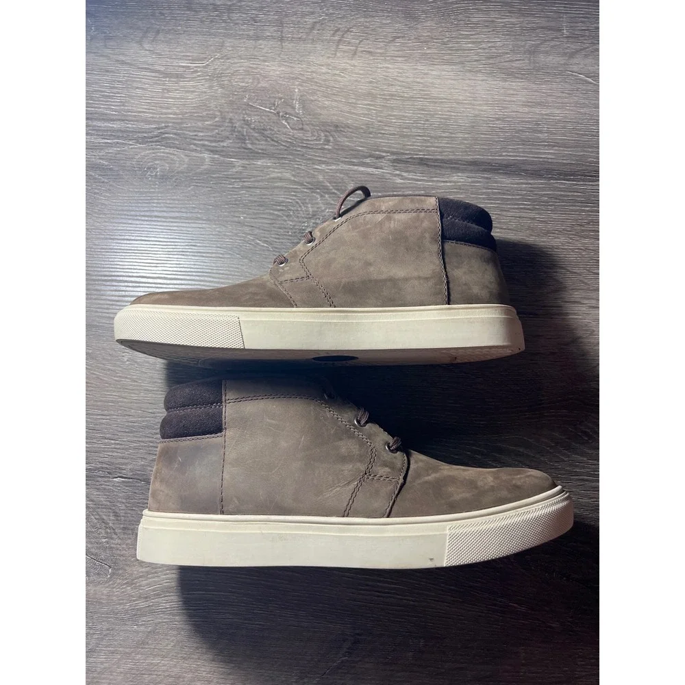 UGG Highland Chukka Mens 8 Brown Nubuck Leather Mid Top Sneakers/Boots  Gorpcore