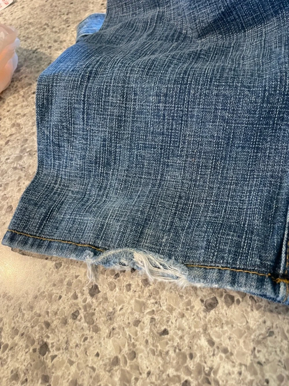 Vintage True Religion World Tour RICKY Medium wash slightly distressed jeans 34