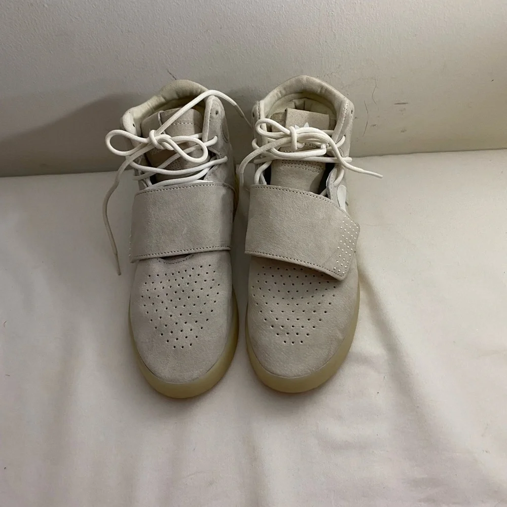 adidas tubular invader