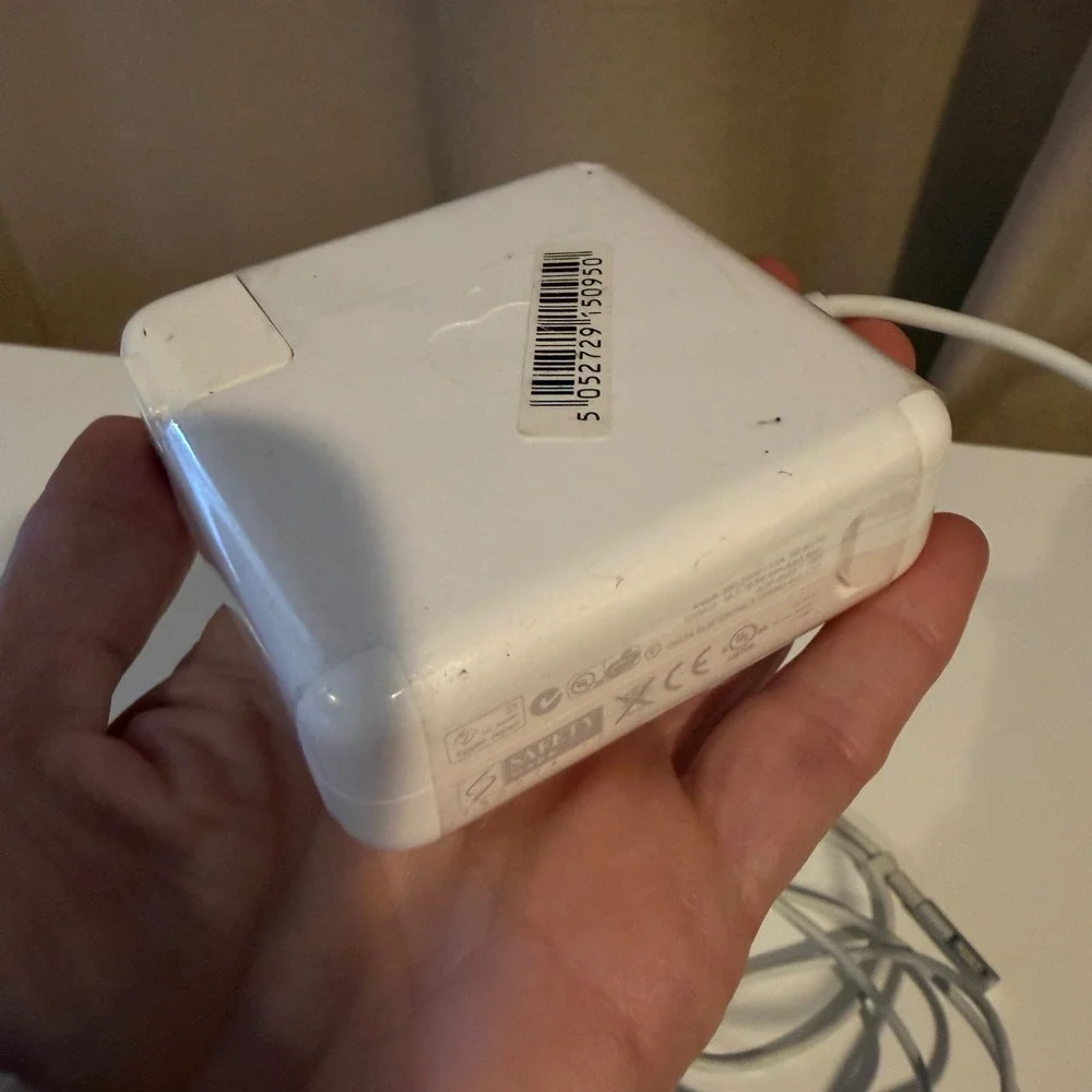 Apple 85w magsafe