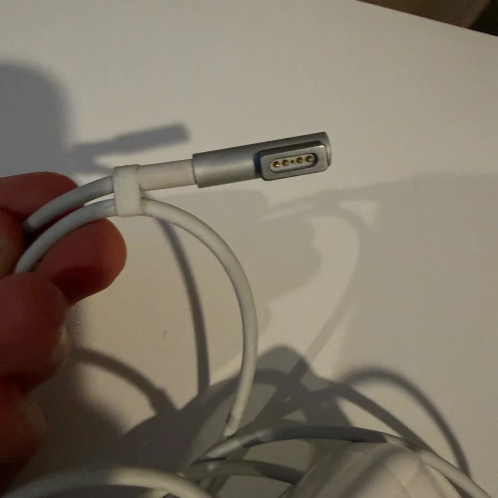 Apple 85w magsafe