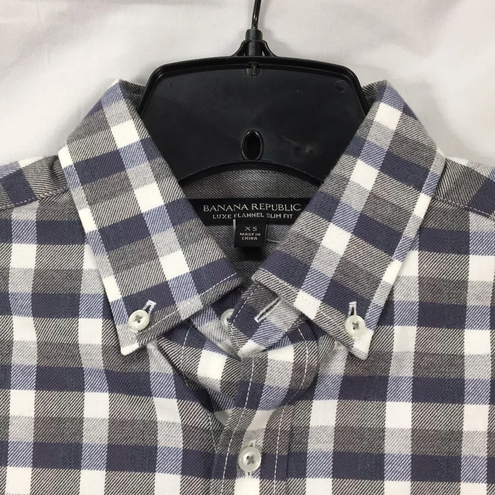 Banana Republic Luxe Slim Fit Mens long Sleeve Button Flannel Size XS NWT