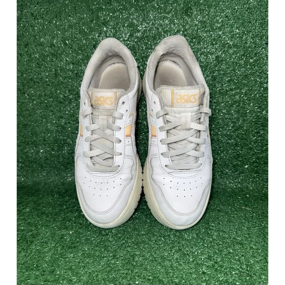Asics wear slight