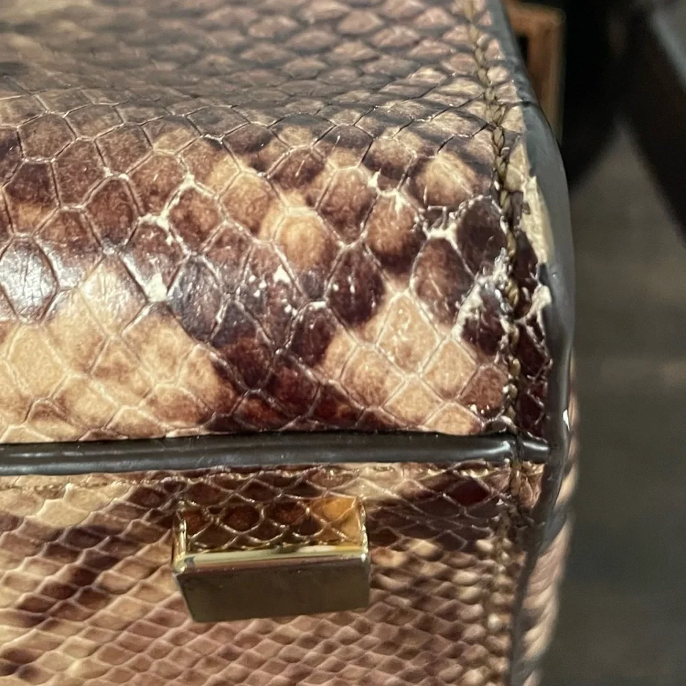 Michael Kors gorgeous mk