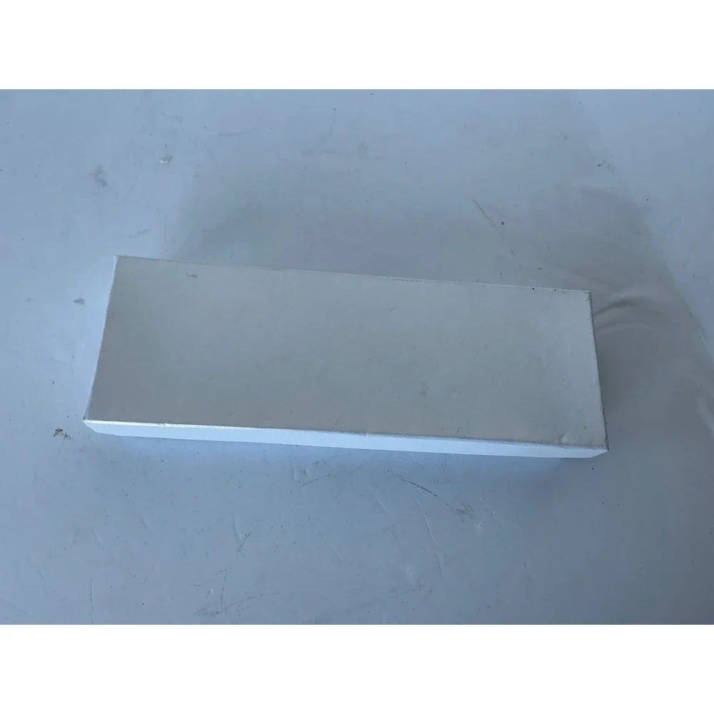 Unbranded elegant cake