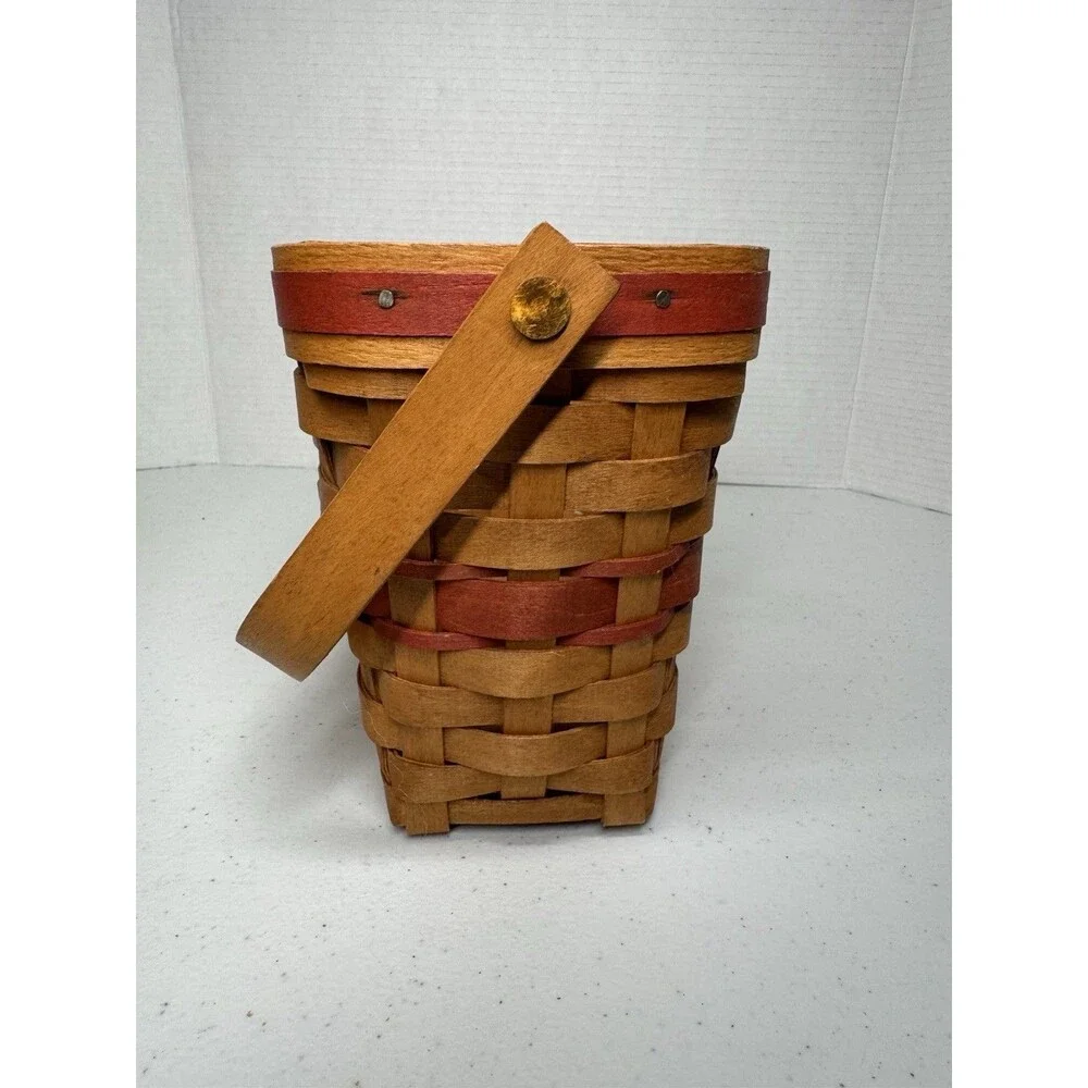 Longaberger festive value charm