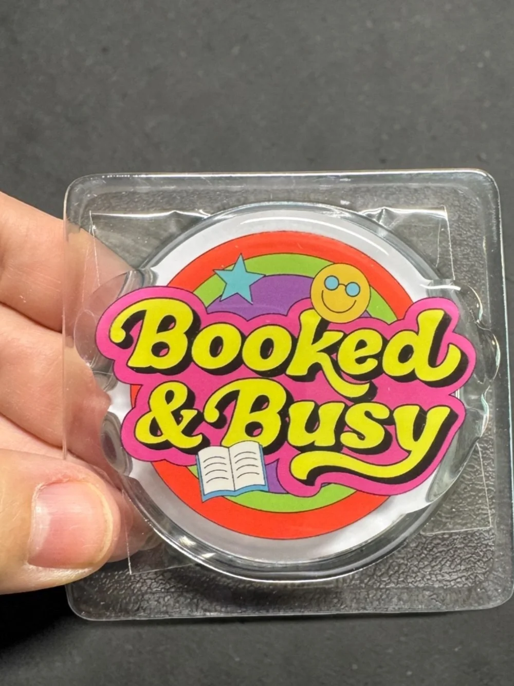 NWT Booked & Busy Kindle Grip Magnetic E-Reader Holder