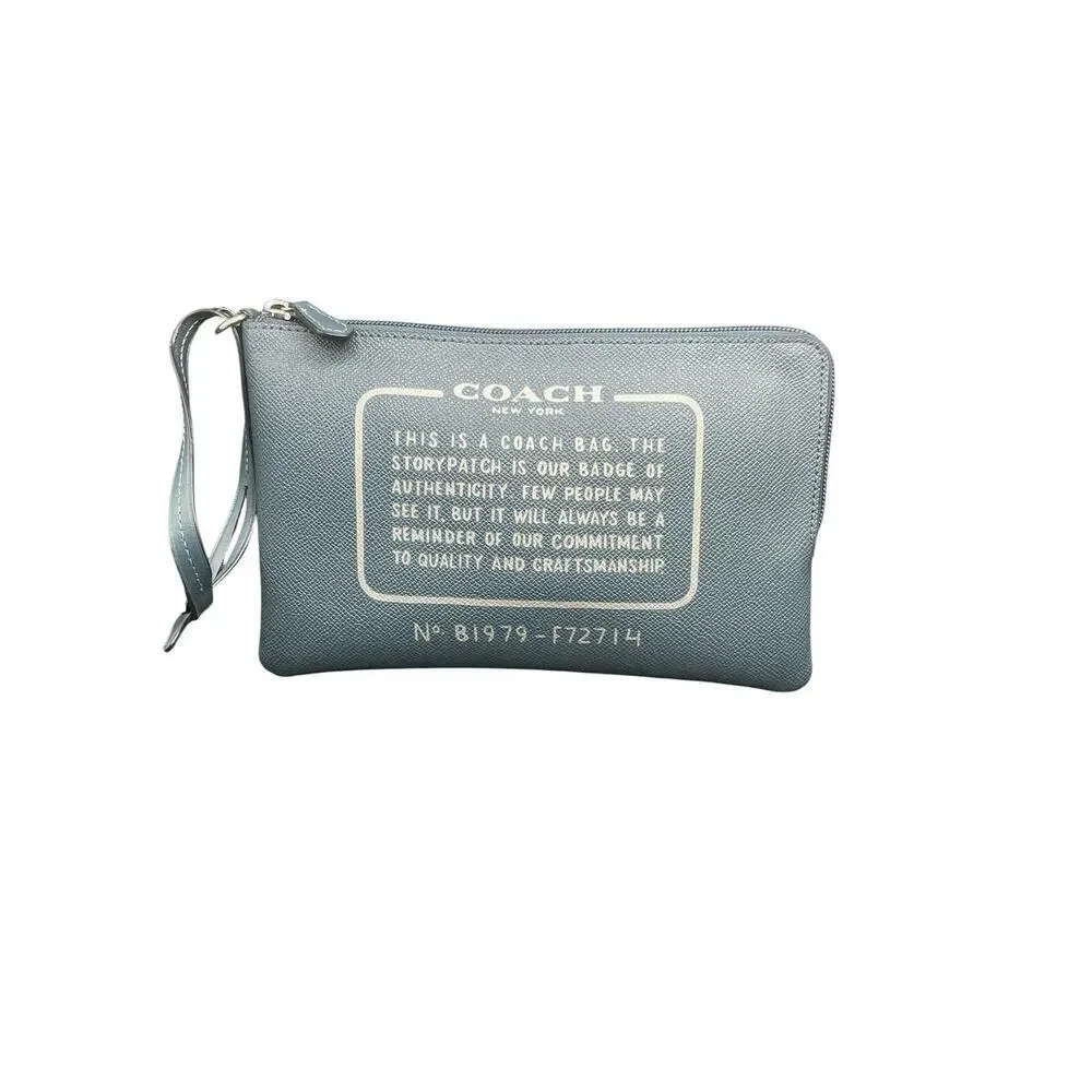 EUC Coach Storypatch Wristlet In Blue Color
