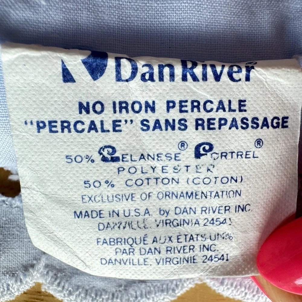 N/A charming vintage