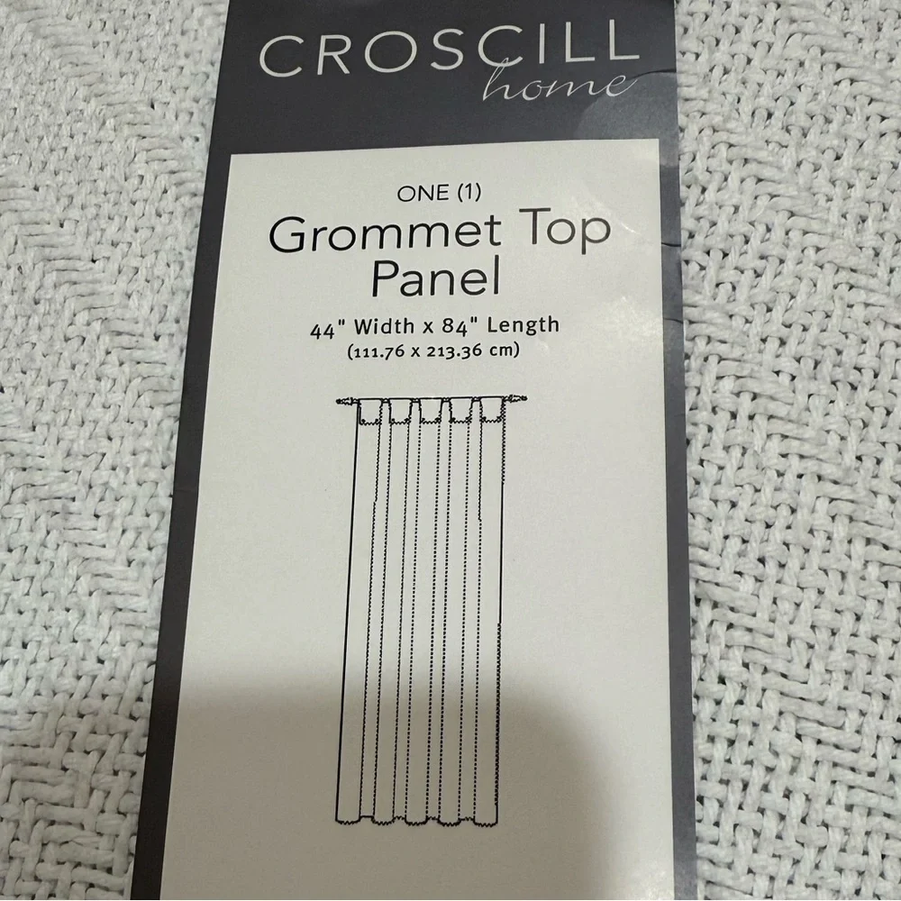 Croscill stylish grommet