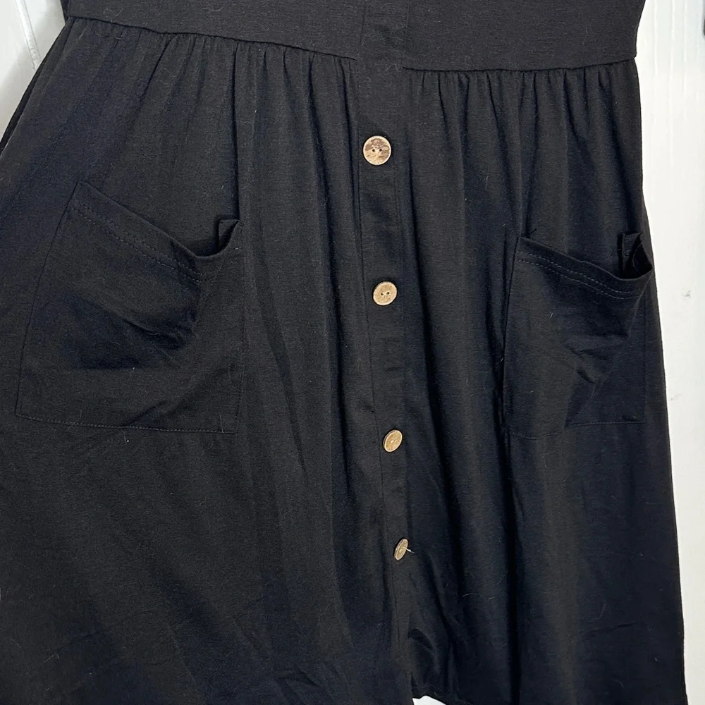 Source Unknown casual black