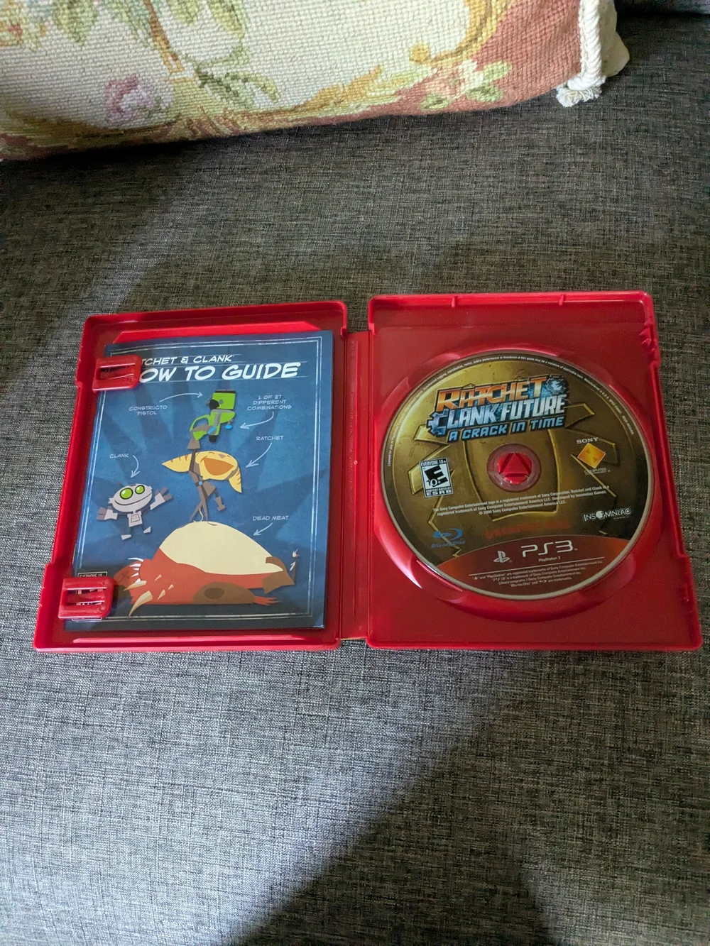 PlayStation 3 Ratchet & Clank Future: A Crack in Time - Red Case
