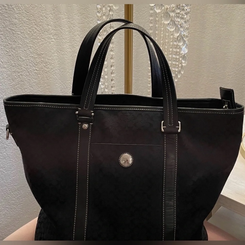 Coach vintage signature