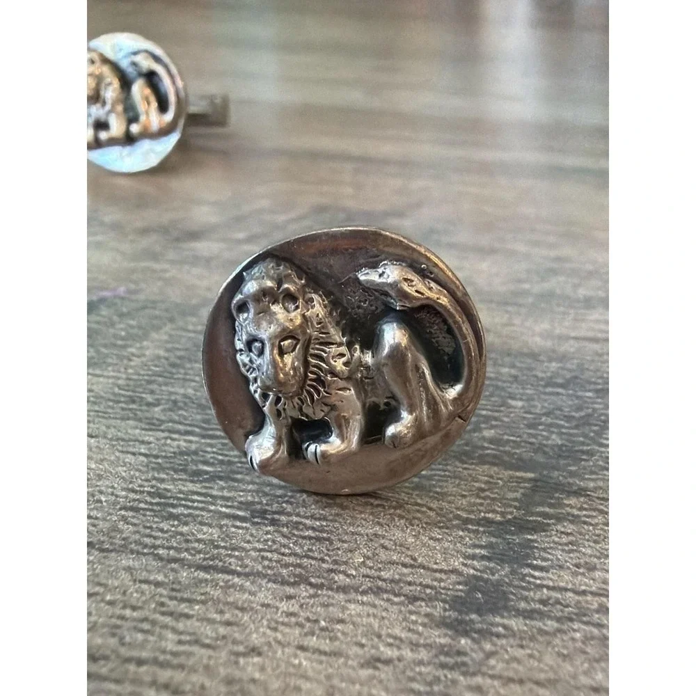 Vintage Oxidized Sterling Silver Relief‎ Lion T-Back Cufflinks