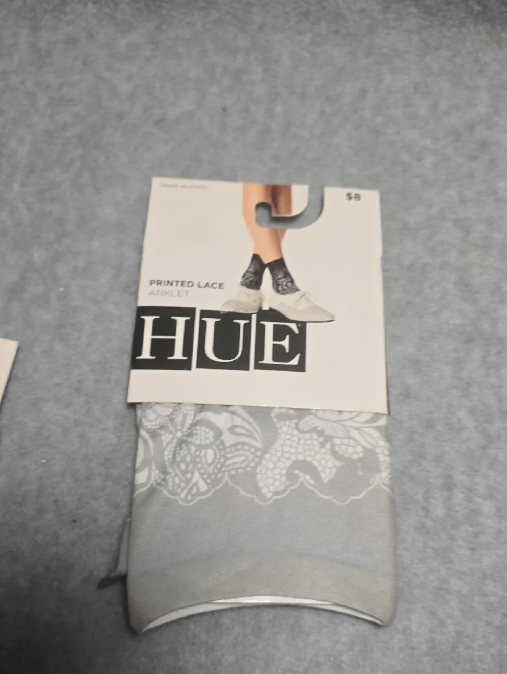 HUE Hosiery and Simply Vera Sock Set in Black, Gray, White
