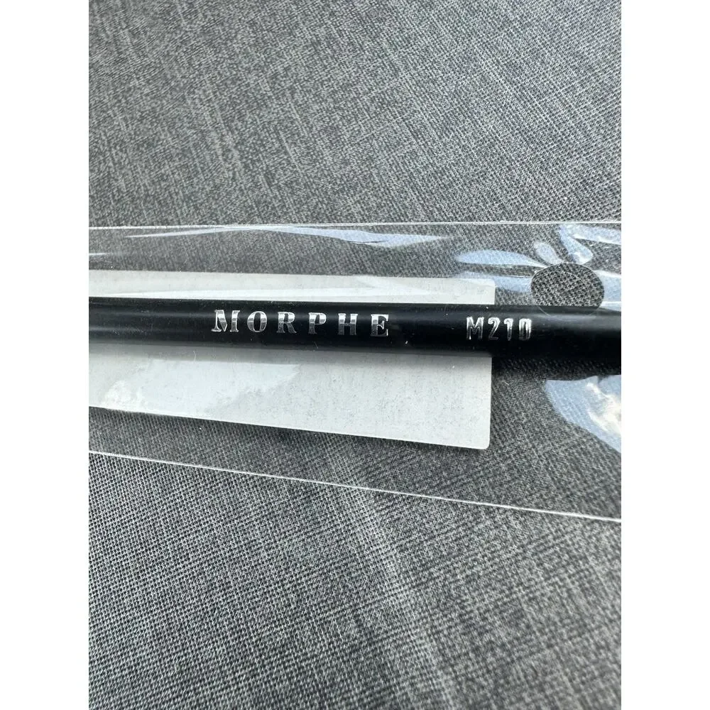 Morphe M210 Small Chisel Fluff Brush Eyeshadow Crease Brush New