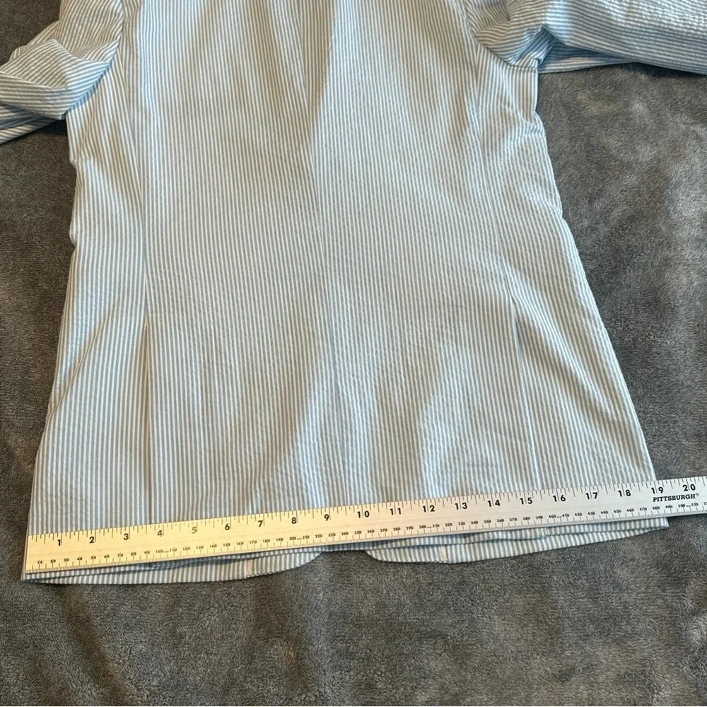 Vineyard Vines bearer worn suit