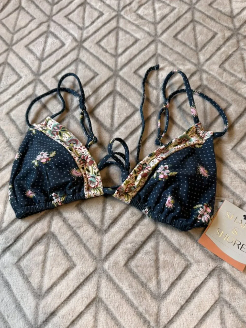NWT Bikini Top Size Medium