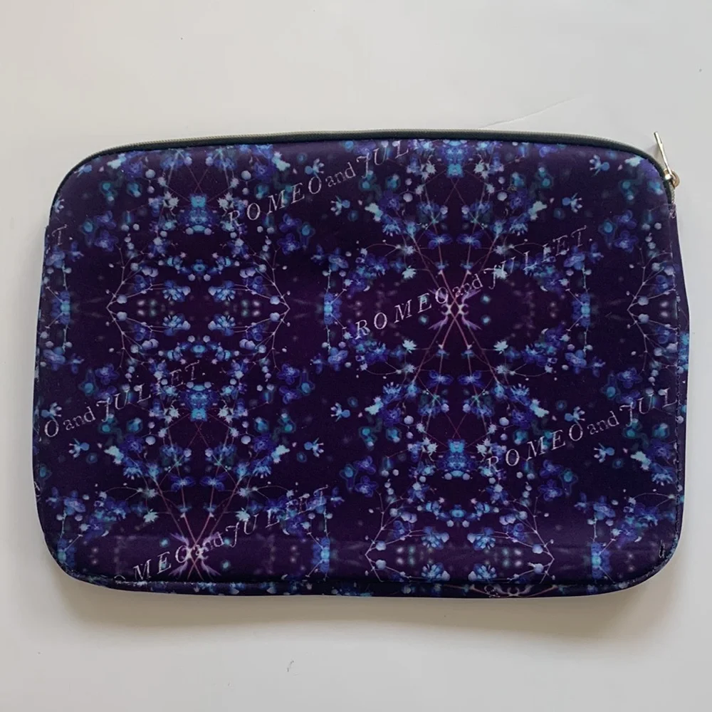 Neoprene Laptop Case Romeo & Juliet Escape to Paradise 14in padded computer bag