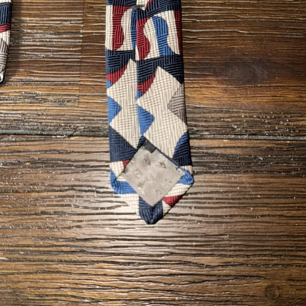 Givenchy stylish tie