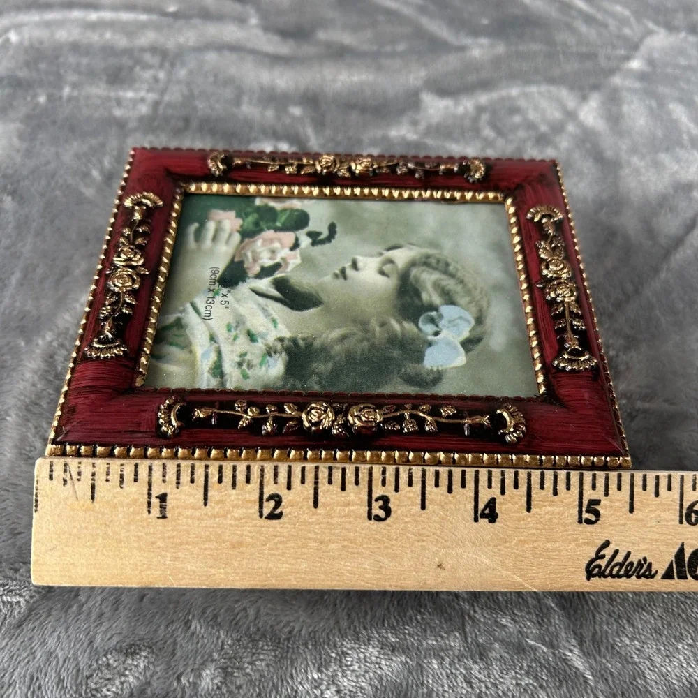 N/A vintage style