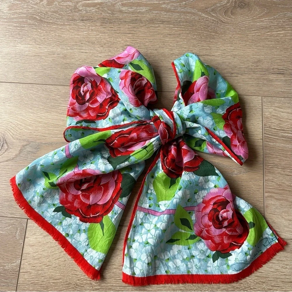 Oscar de la Renta silk oscar