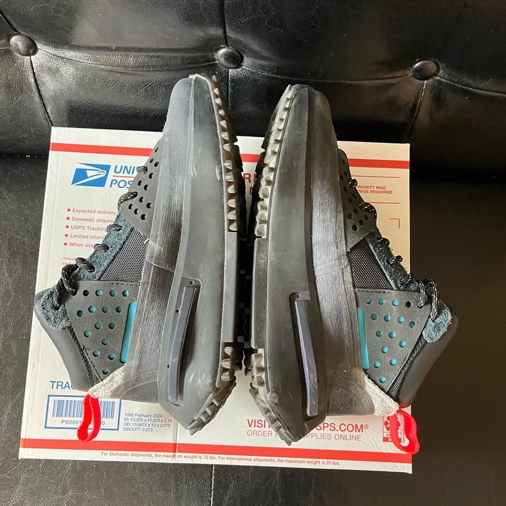 adidas pharrell hu