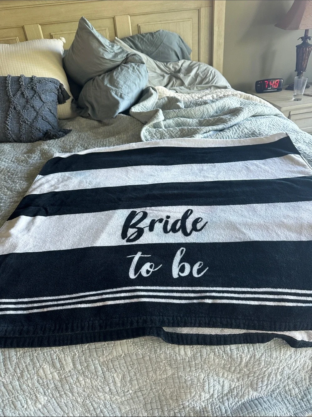 lola bold bride