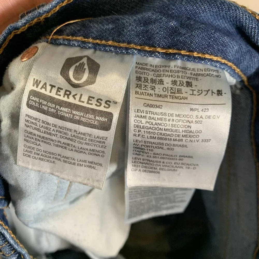 Levis thanks so
