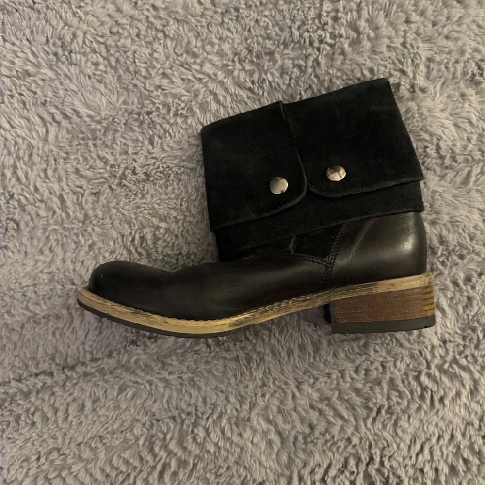 Clarks step out