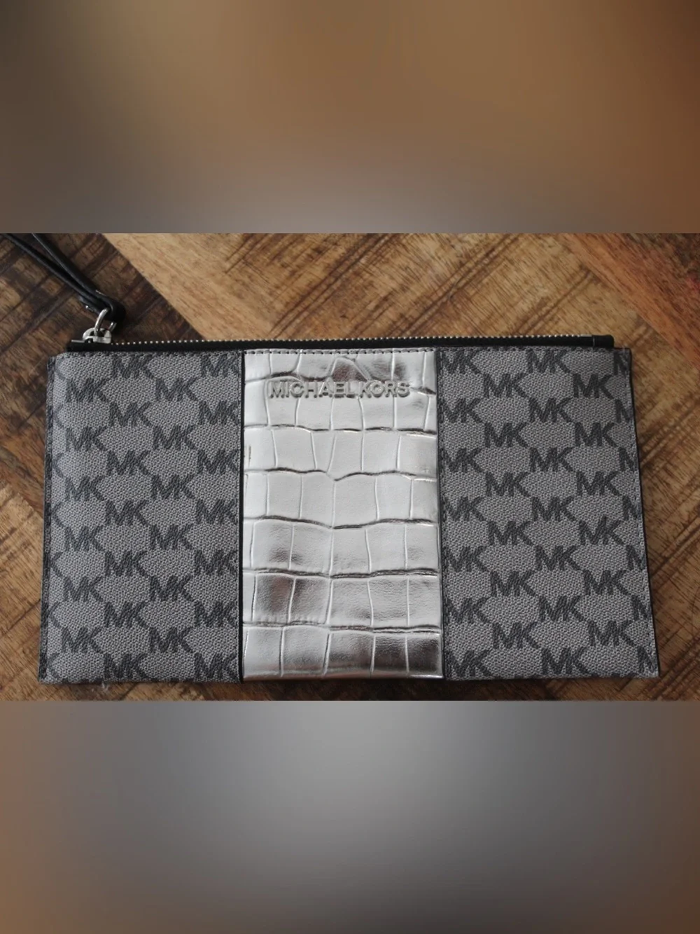 Michael Kors authentic michael