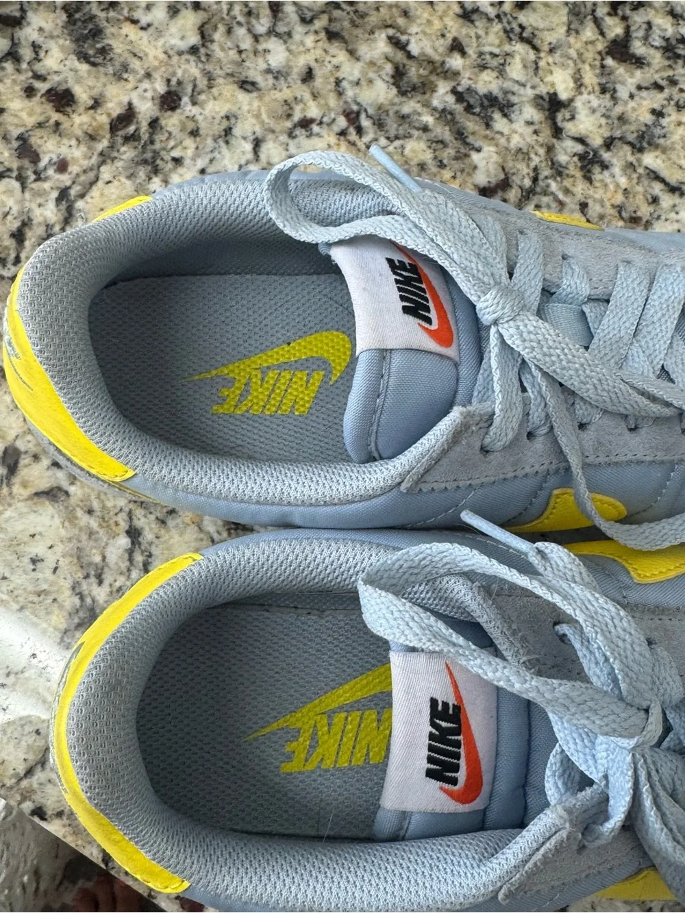 Nike sneakers yellow