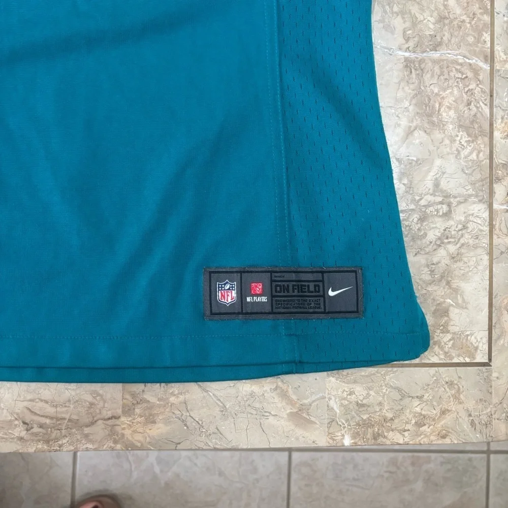Nike team length women’s