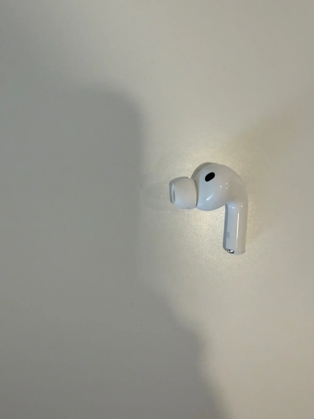 APPLE AirPod pro Wireless RIGHT Earbud headphones White