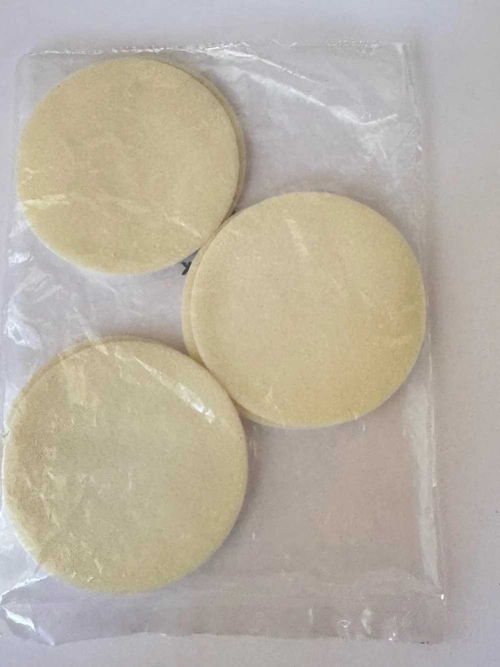 CHANEL White Round Pressed Powder Puffs Pack of 6